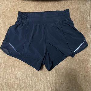 Lululemon Hotty Hot "High-Waisted" Black Shorts 2.5 inch seam